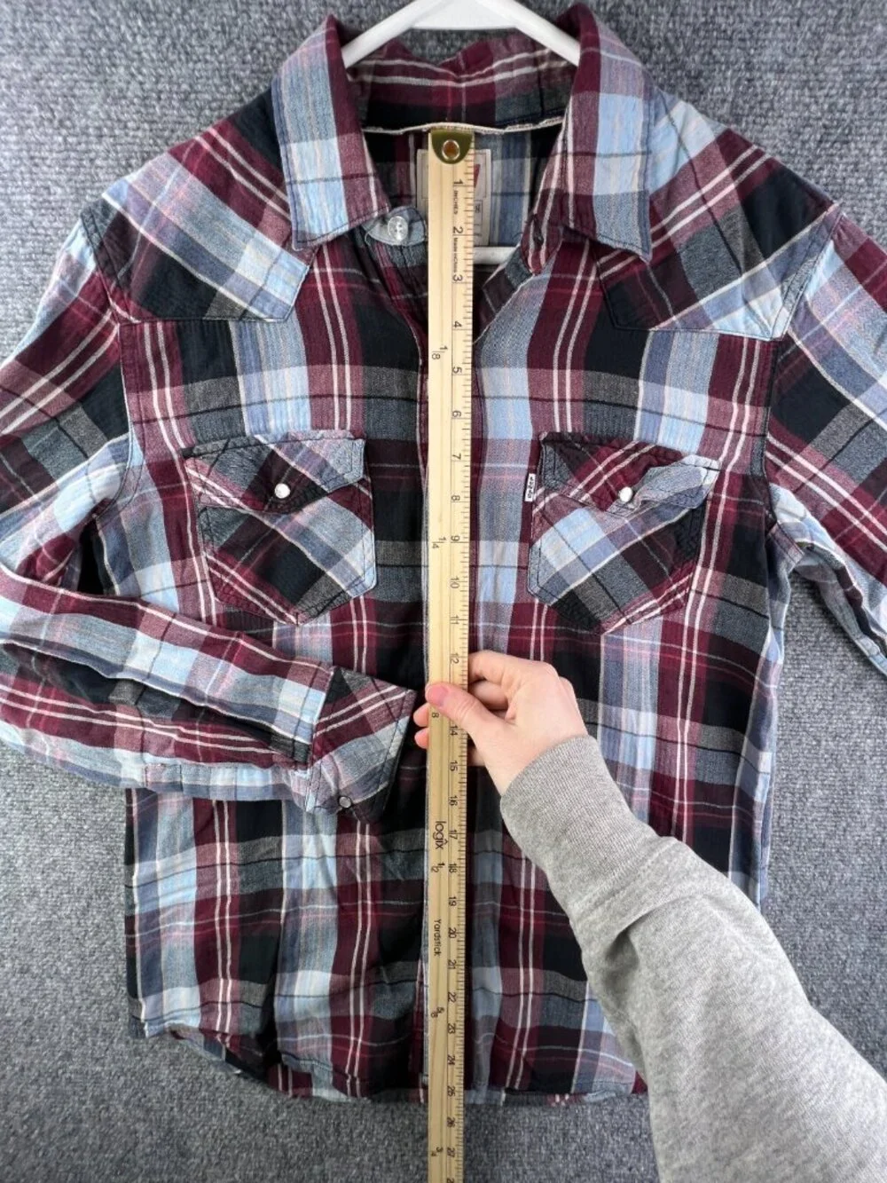 Levi’s Pearl Snap Shirt Lightweight Flannel Plaid Red Blue Small Modern Fit